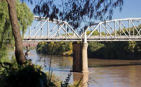 Riverside Lodge & Conference Center